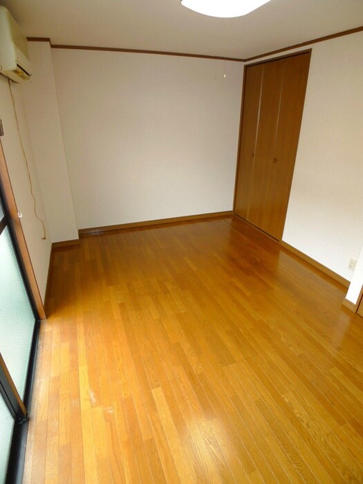 物件内観写真5　(収納)