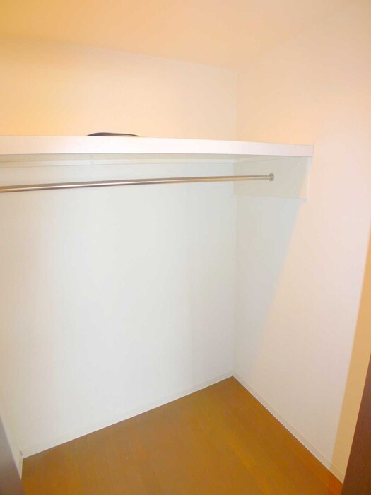 物件内観写真21　(収納)