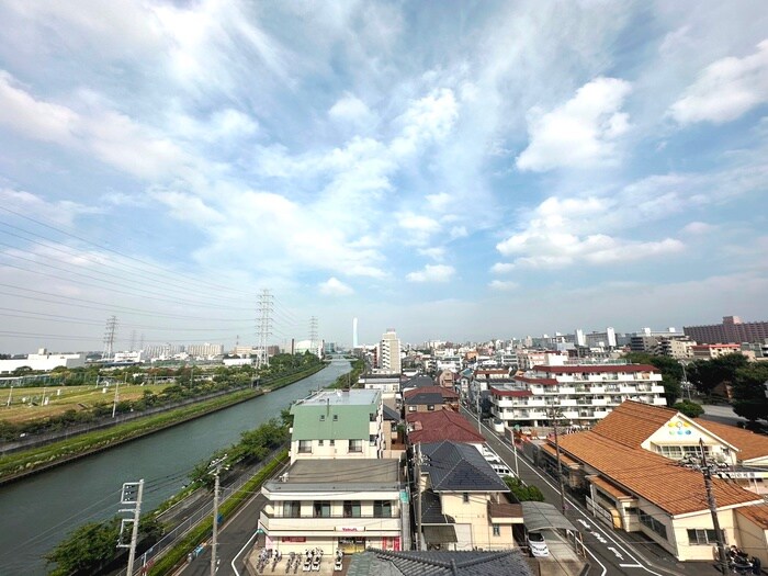 物件内観写真15　(室内からの展望)