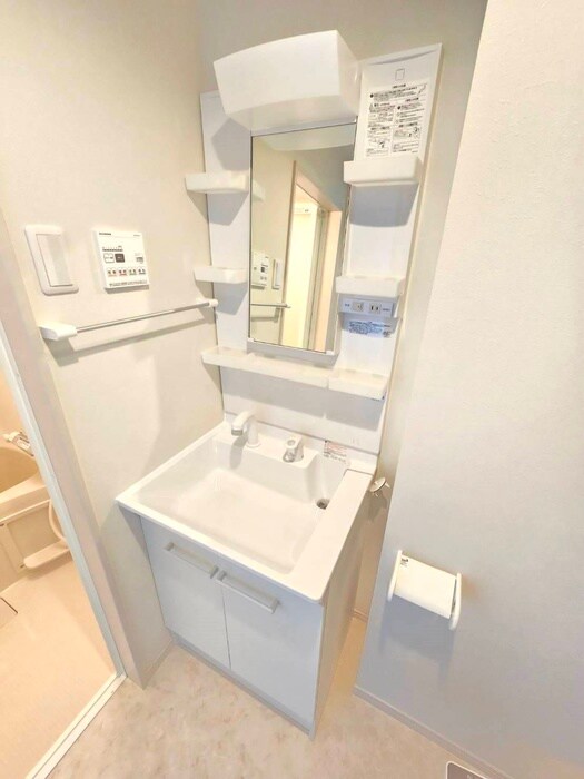 物件内観写真12　(洗面)