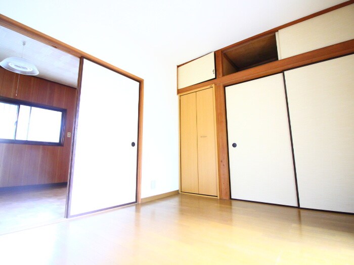 物件内観写真9　(居室)