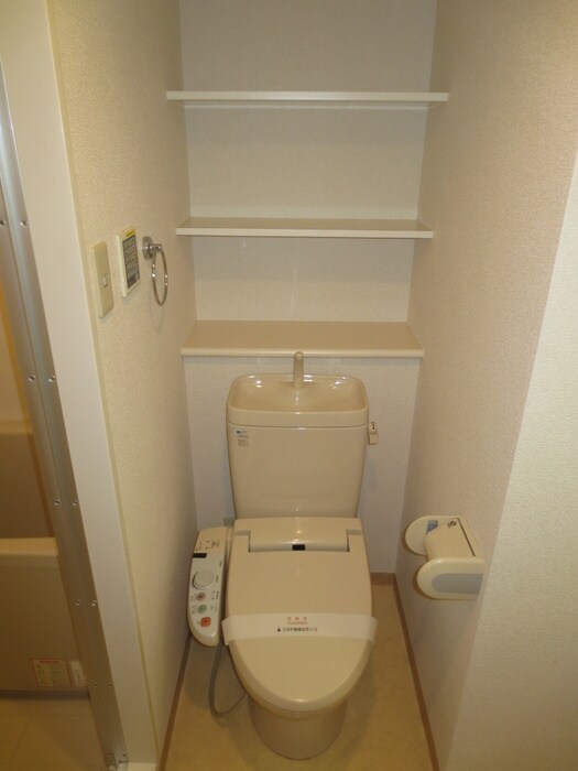 物件内観写真12　(トイレ)