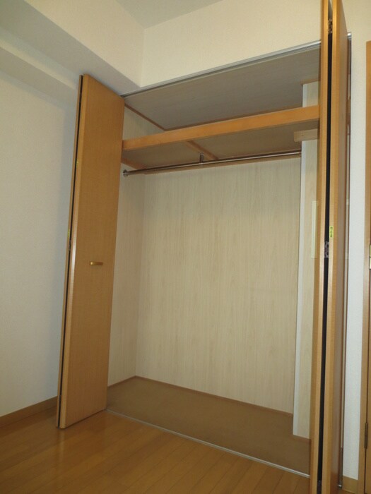 物件内観写真15　(収納)