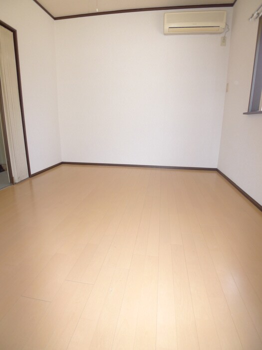 物件内観写真12　(居室)