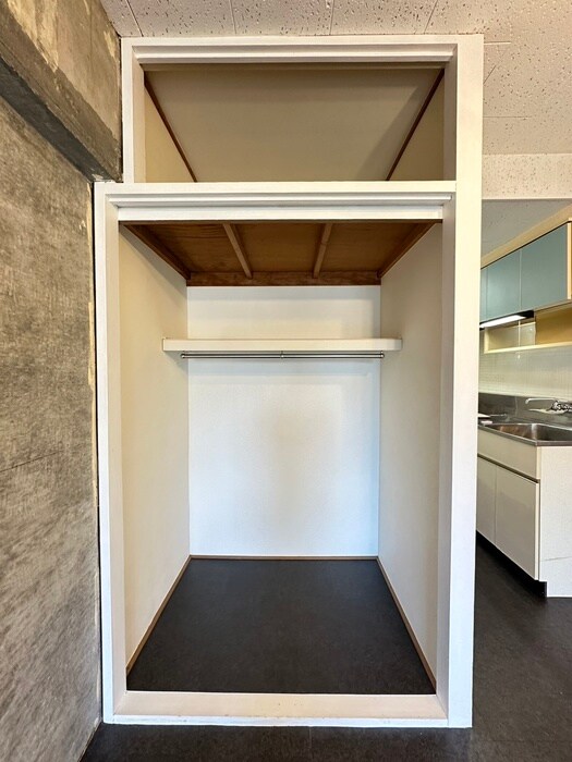 物件内観写真13　(収納)