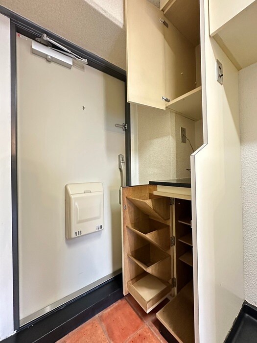 物件内観写真14　(靴箱)