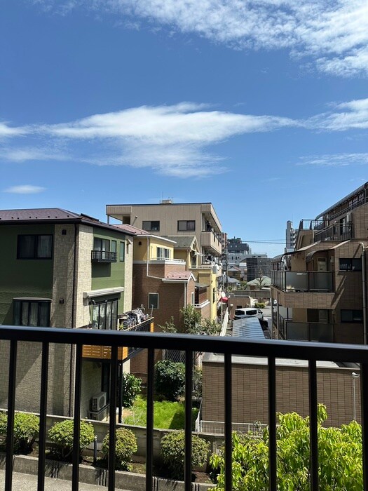 物件内観写真16　(室内からの展望)