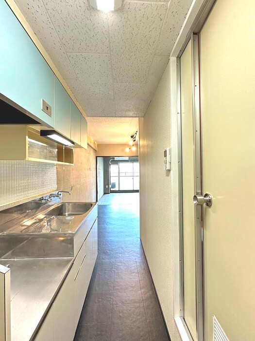 物件内観写真22　(廊下)