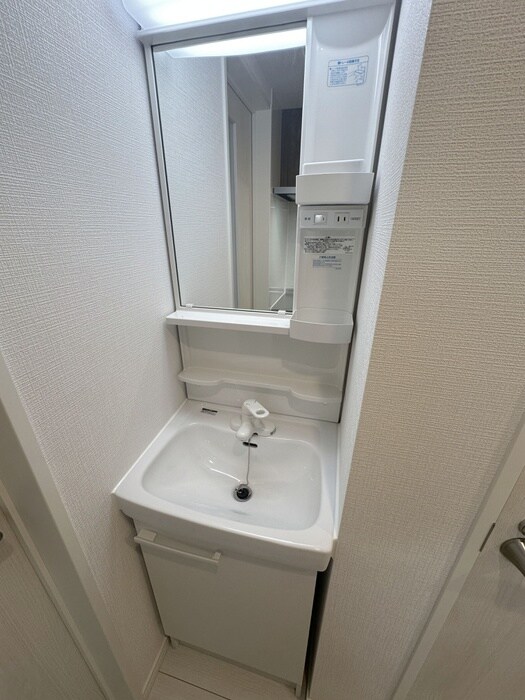 物件内観写真9　(洗面)