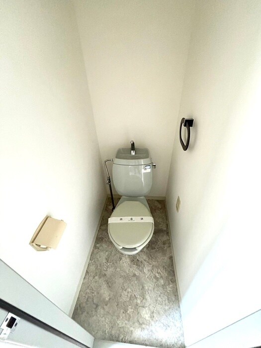 物件内観写真13　(トイレ)