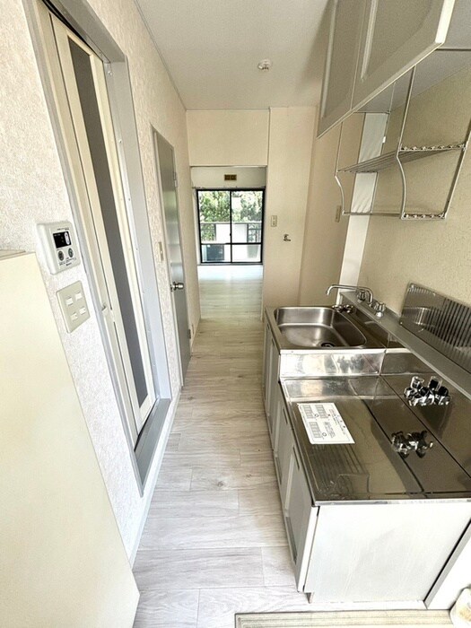 物件内観写真17　(廊下)