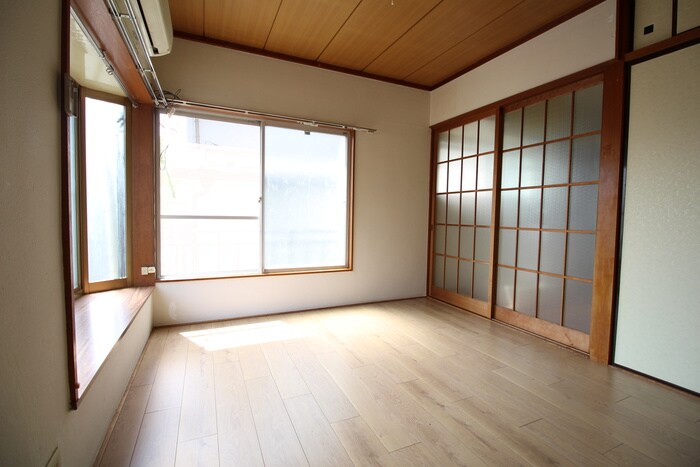 物件内観写真10　(居室)