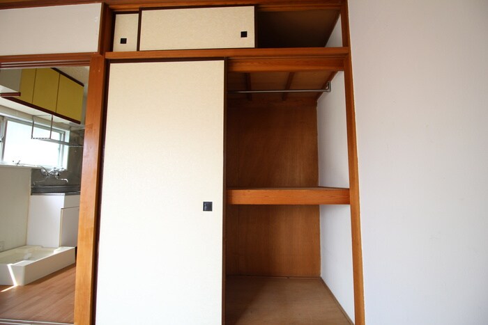 物件内観写真11　(収納)