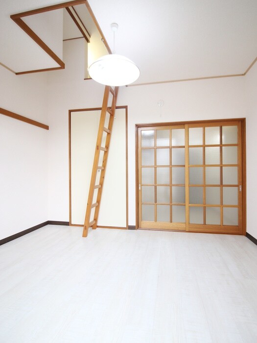 物件内観写真7　(居室)