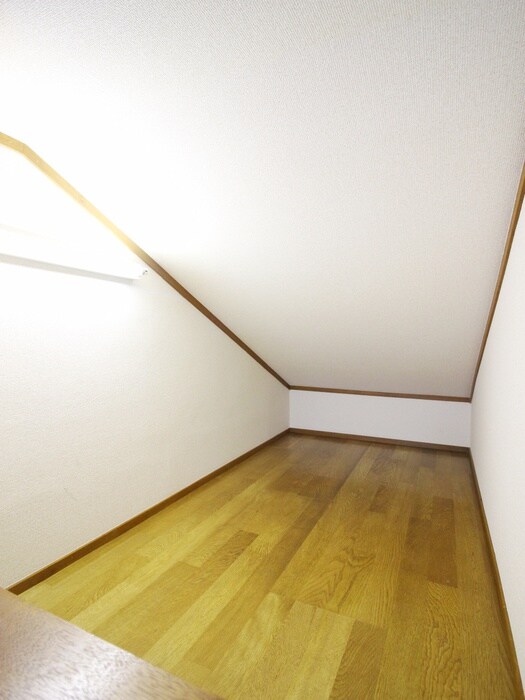 物件内観写真11　(ロフト)