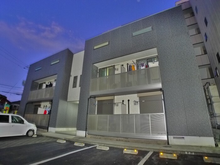 物件外観写真4　(外観写真)