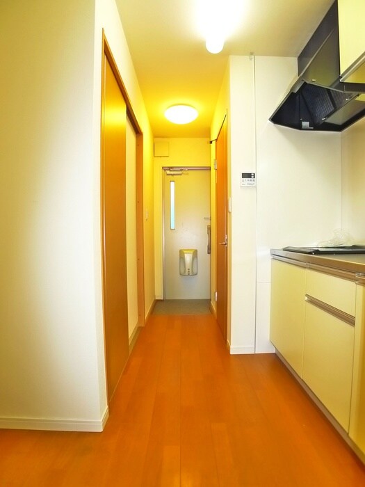 物件内観写真18　(廊下)