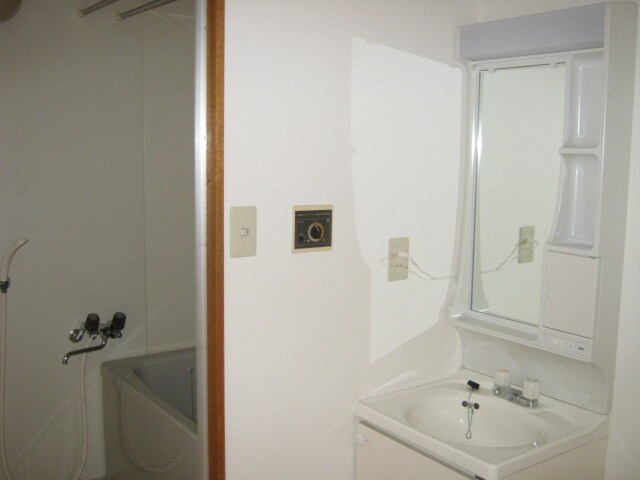 物件内観写真8　(内観写真)