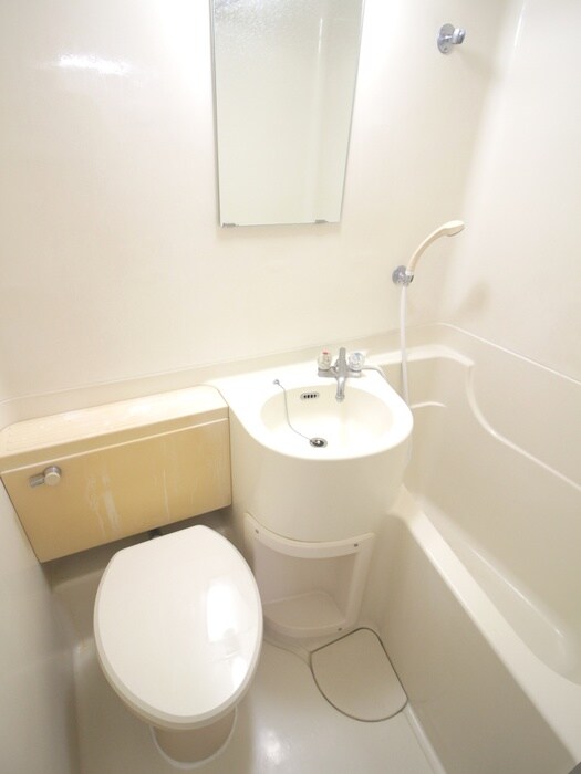 物件内観写真13　(バス／シャワールーム等)