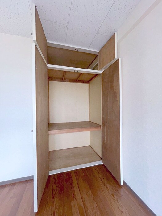 物件内観写真16　(収納)