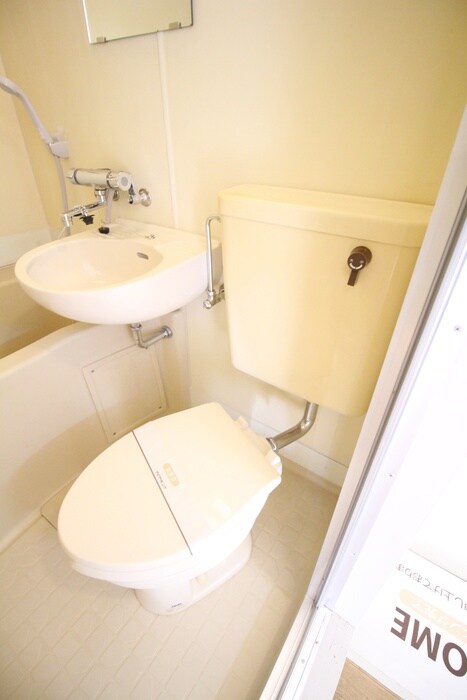 物件内観写真14　(トイレ)