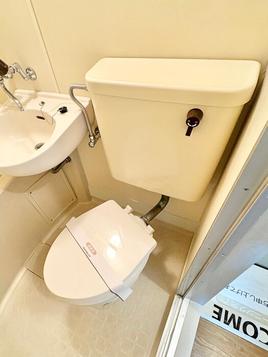 物件内観写真15　(トイレ)