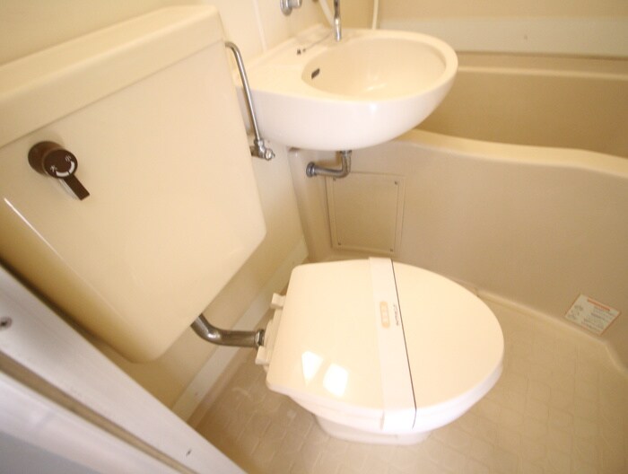 物件内観写真18　(トイレ)