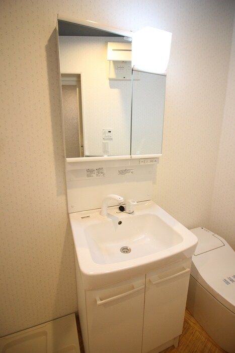 物件内観写真12　(洗面)