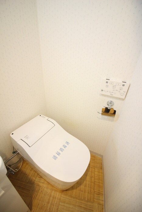 物件内観写真13　(トイレ)