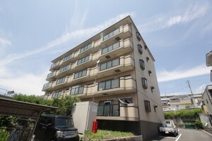 グレイスコート外観写真