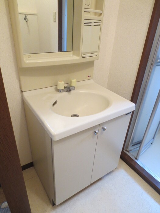 物件内観写真9　(洗面)