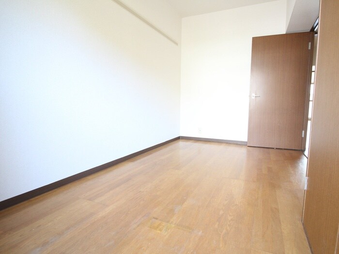 物件内観写真18　(居室)