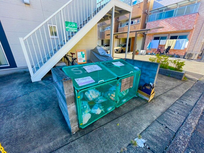 物件外観写真6　(建物設備)