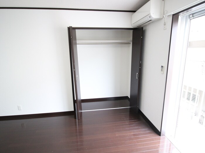 物件内観写真10　(収納)