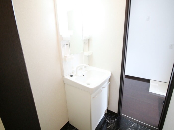 物件内観写真13　(洗面)