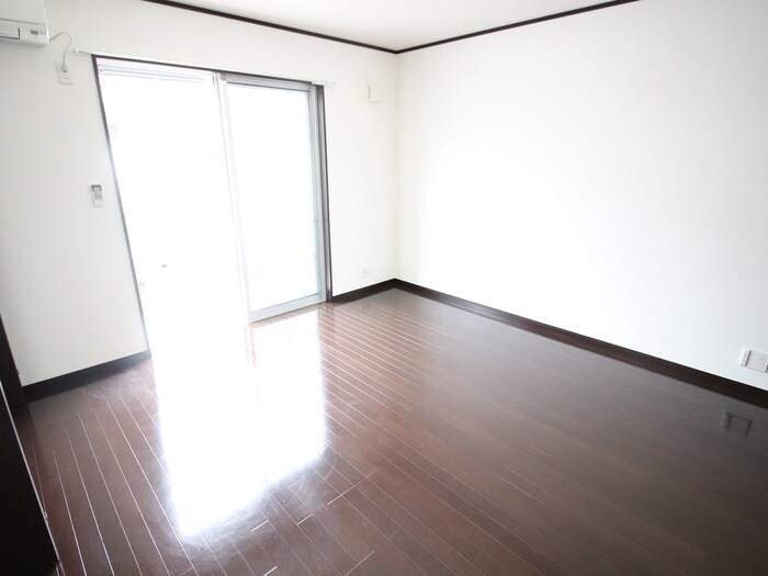 物件内観写真18　(居室)