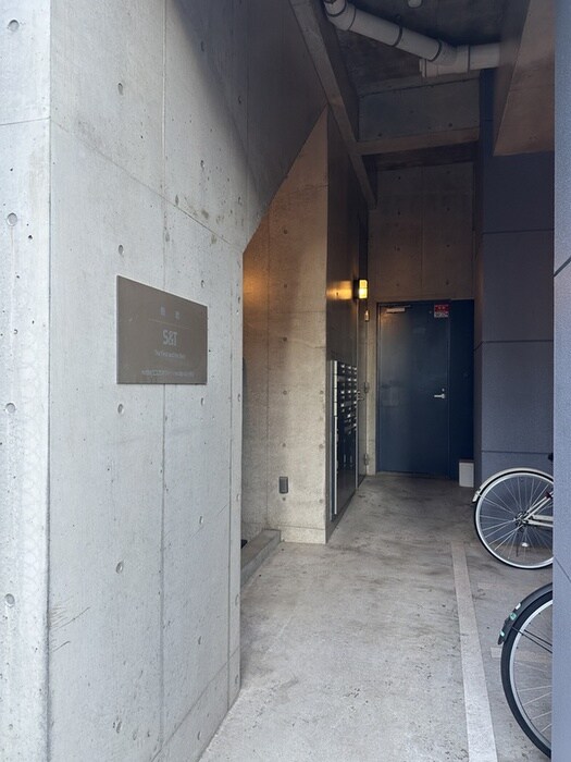 物件外観写真4　(建物設備)