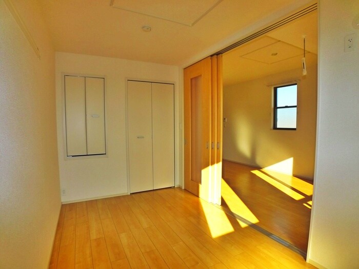 物件内観写真10　(居室)