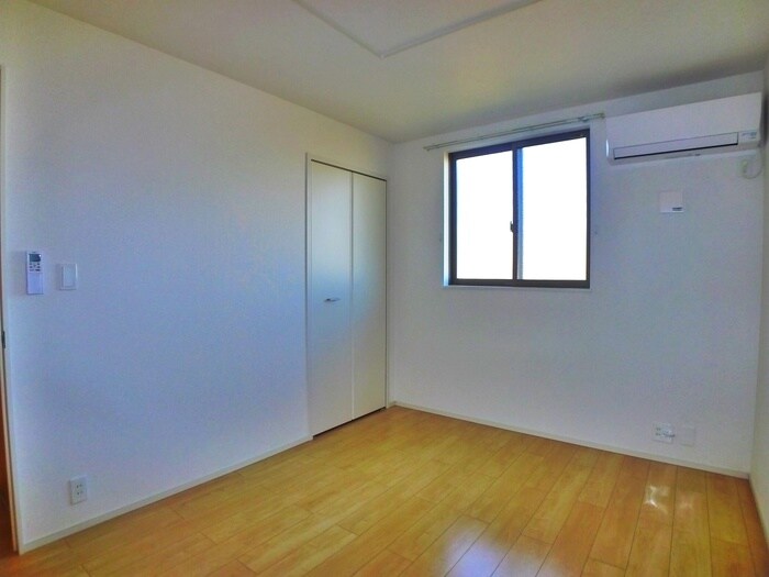 物件内観写真16　(内観写真)