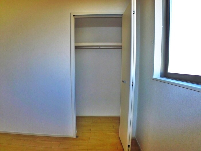 物件内観写真18　(収納)
