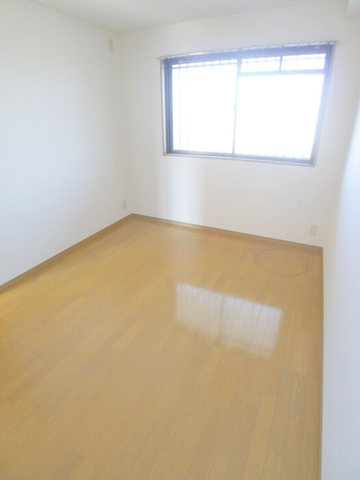 物件内観写真19　(居室)
