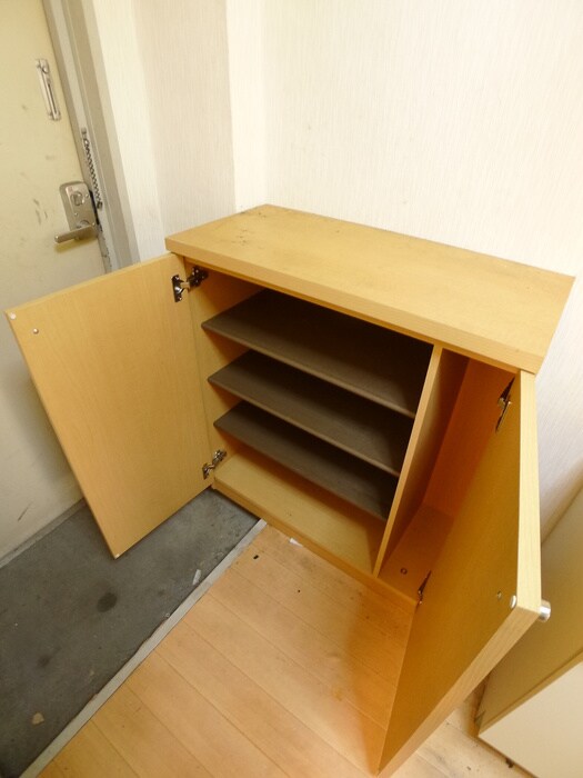 物件内観写真11　(靴箱)