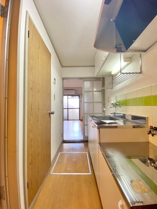 物件内観写真17　(廊下)