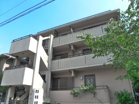 小幡マンション外観写真
