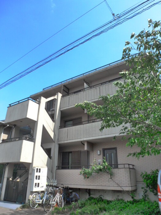 小幡マンションの物件外観写真