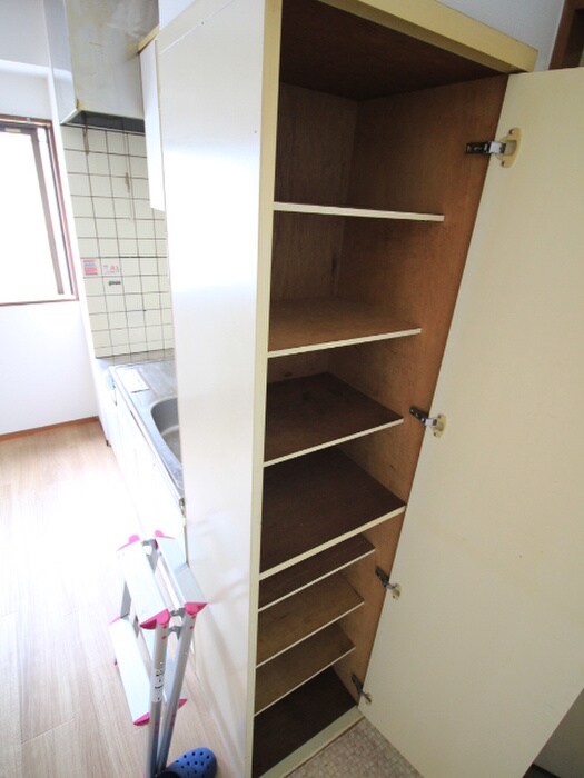 物件内観写真13　(靴箱)