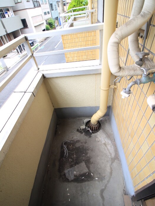 物件内観写真17　(洗濯機置場)