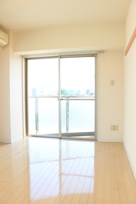 物件内観写真21　(居室)