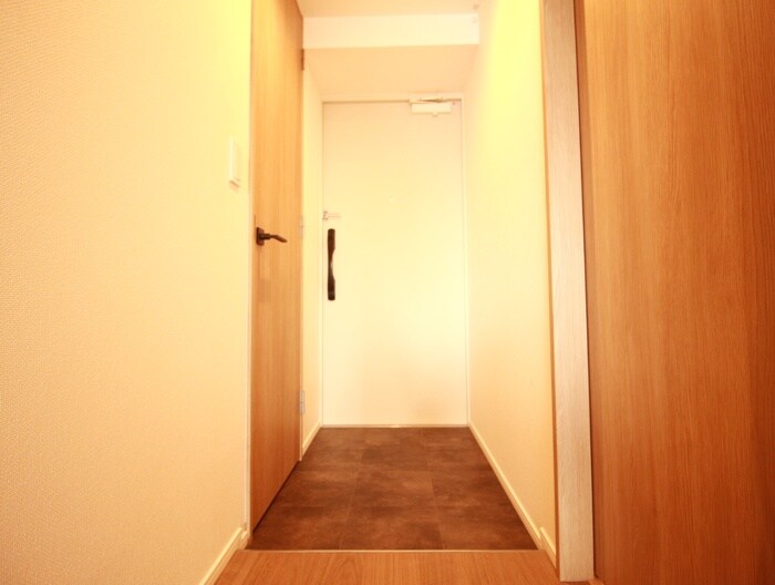 物件内観写真15　(玄関)