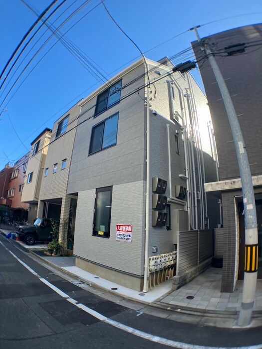 物件外観写真2　(外観写真)